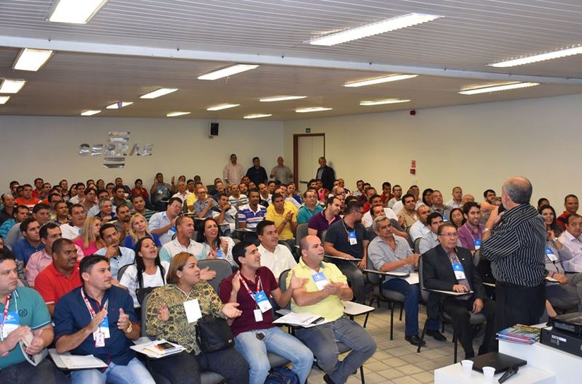 Como vender mais na crise é tema de palestra promovida pelo Sincadeal