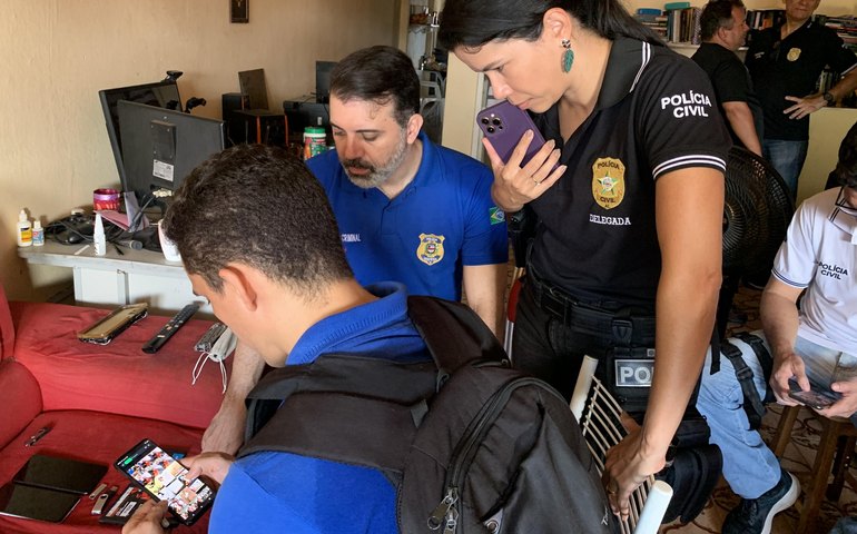Operação policial cumpre mandado de busca e apreensão após denúncia de pedofilia
