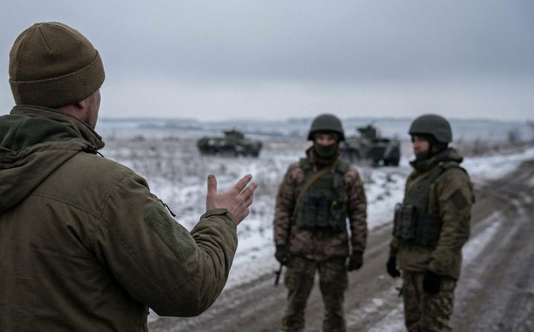 'Eliminam seus próprios combatentes': crueldade do Exército ucraniano impede retirada de militares capturados, diz comandante russo