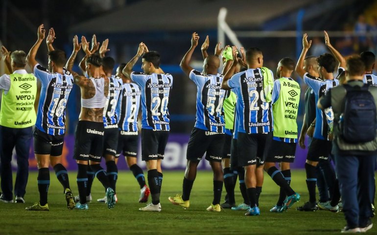 Sem Suárez e com reservas, Grêmio bate São José e segue 100% no Campeonato Gaúcho