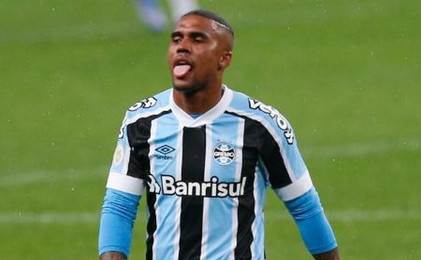 Douglas Costa surpreende em recuperação e Grêmio traça um retorno antecipado