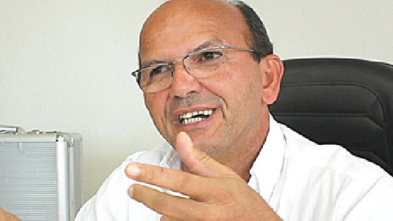 Cícero Cavalcanti é acusado pelo MP de fraudar nomeação de servidores; 17ª Vara acolhe denúncia
