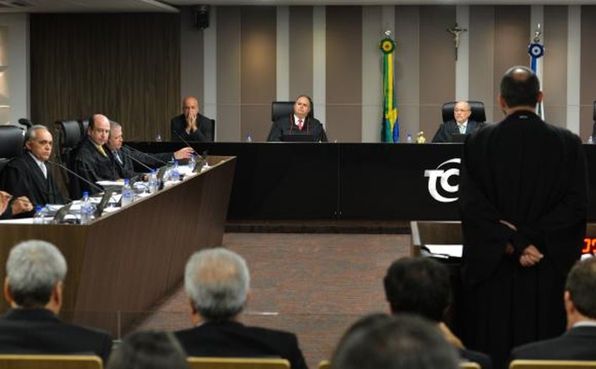 TCU recomenda rejeição das contas de 2014 do governo Dilma