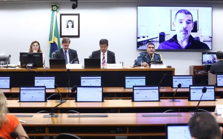 Sancionadas regras para idade mínima dos candidatos a cargos eletivos
