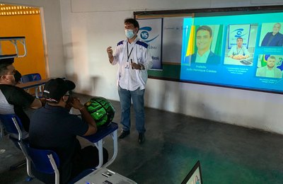 Vigilância Sanitária leva ações educativas para comerciantes e comunidade