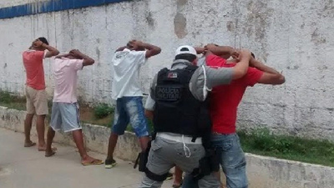 PM realiza operação integrada na parte alta da capital