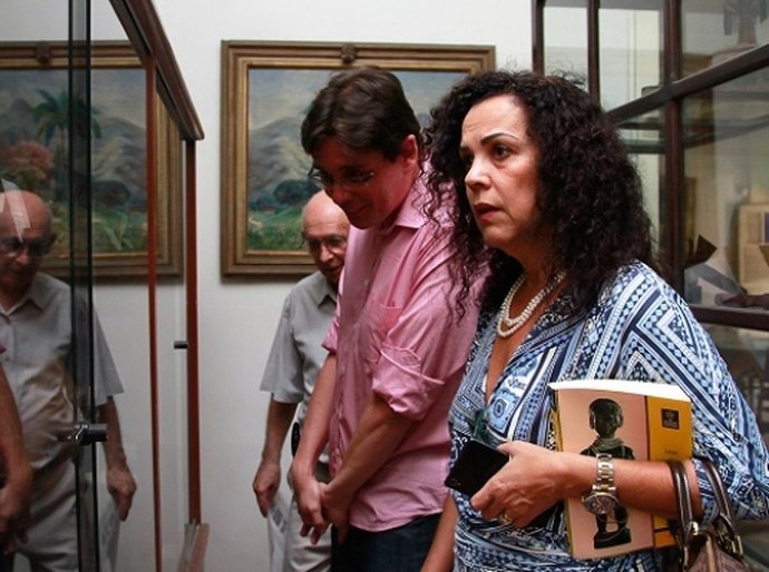 Exposição histórica sobre matriz africana atrai visita da presidente do Iphan