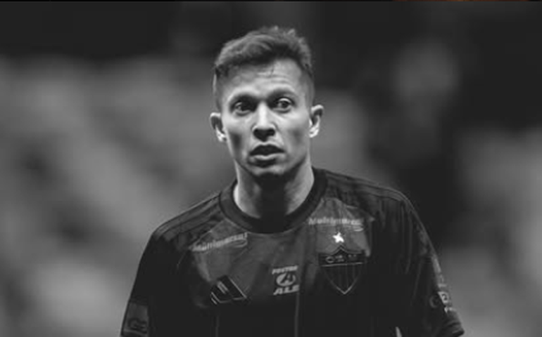 Bernard expõe ambiente ruim com Cuca após classificar Atlético-MG na Copa Sul-Americana