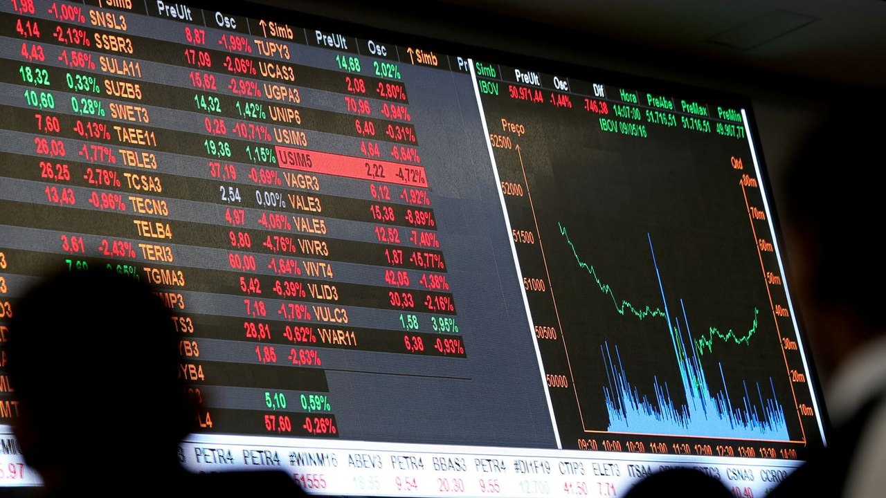 Bolsas de NY fecham em alta e Dow renova recorde em dia de estreia da Alphabet no índice