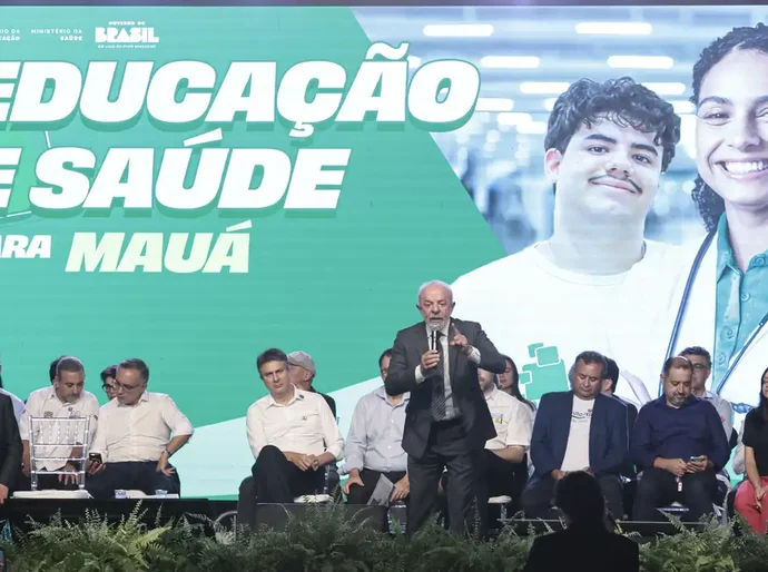 Lula defende educação para o combate à violência contra mulher