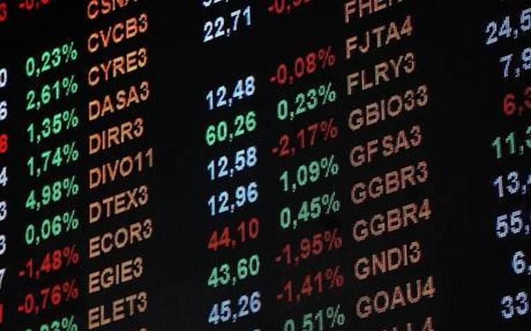Bolsa se ajusta a horário dos EUA e volta a fechar às 17h