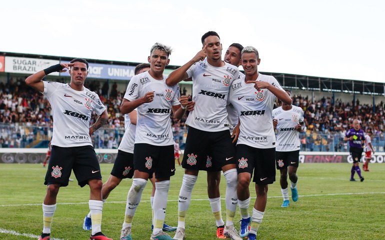 Corinthians define inscritos para Copa Sul-Americana com Bidu de volta e Moscardo fora