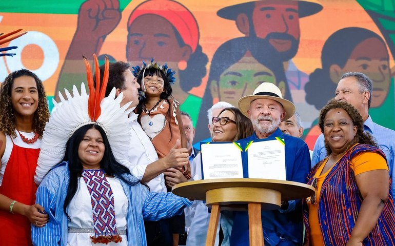 Lula anuncia investimentos em educação para comunidades tradicionais