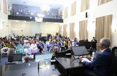  Assembleia Legislativa homenageia o poeta alagoano Jorge de Lima