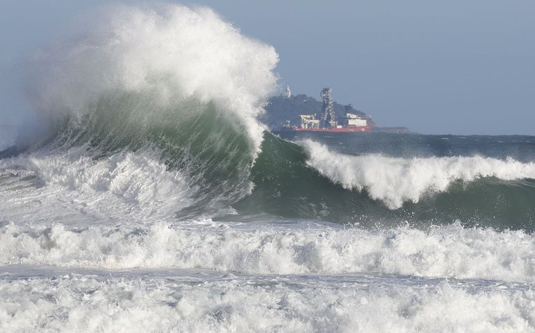 Família identifica corpo da jovem que desapareceu na Praia do Leme