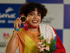 Karol Casique da Silva, Amazonas, Florista 