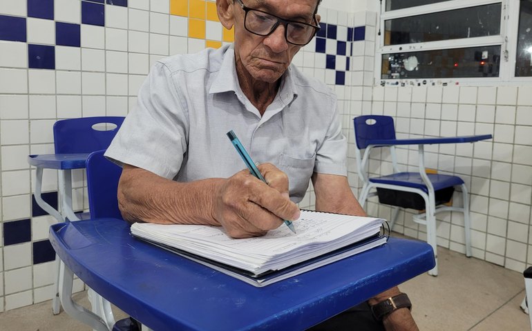 ENCCEJA: inscrições para o exame de certificação dos ensinos fundamental e médio terminam nesta sexta