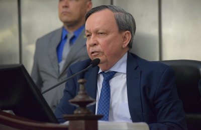 Luiz Dantas convoca deputados para análise e votação da LOA 2019 