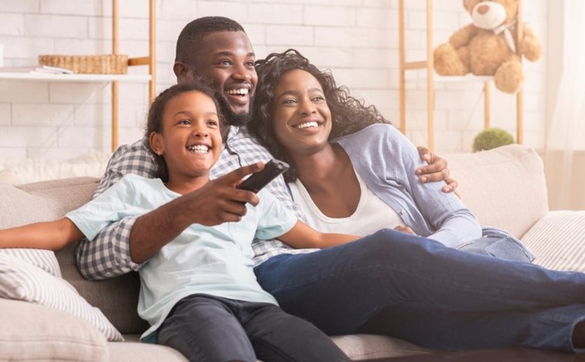 Ministério das Comunicações eleva em 626% o número de autorizações para ampliar retransmissões de TV digital