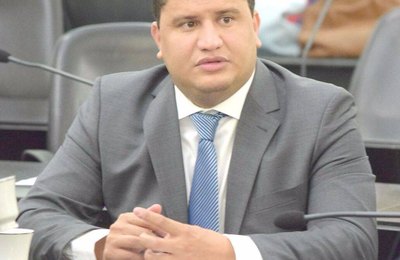 TRE cassa mandato de deputado estadual de Marquinhos Madeira