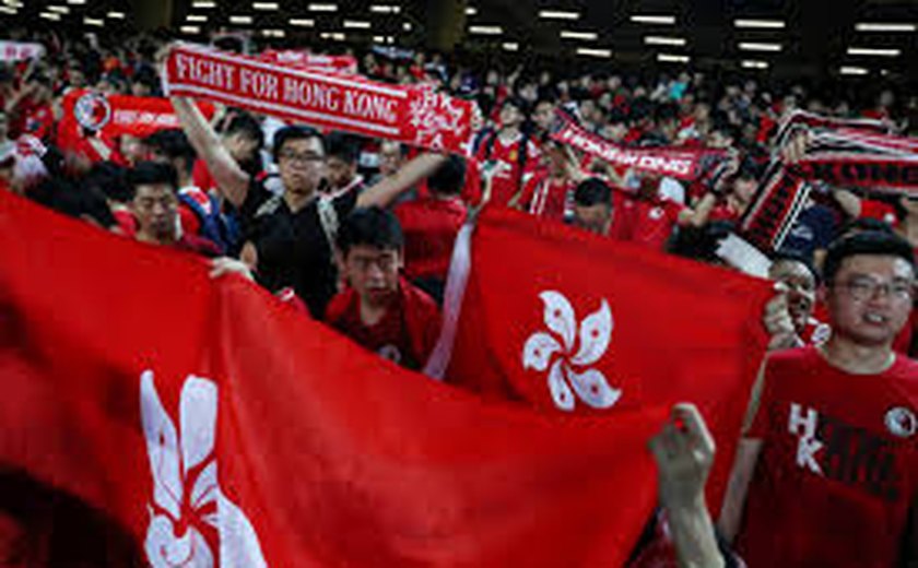 Três torcedores são presos em Hong Kong por ‘insultar’ hino chinês nas eliminatórias da Copa do Mundo