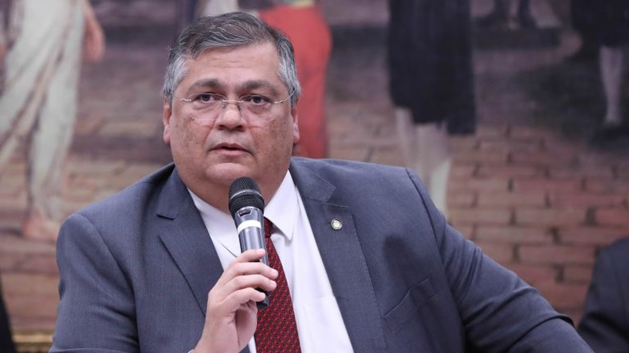 Ministro da Justiça irá à Câmara falar sobre críticas à imunidade parlamentar e invasões do MST