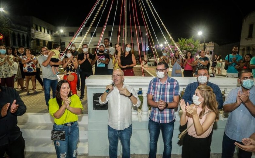 Prefeito Ronaldo Lopes entrega mais um investimento para o povo de Penedo