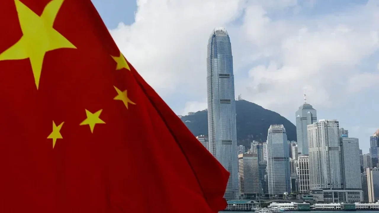 China está disposta a trabalhar com o Brasil para consolidar Brics, diz ministro Wang Yi