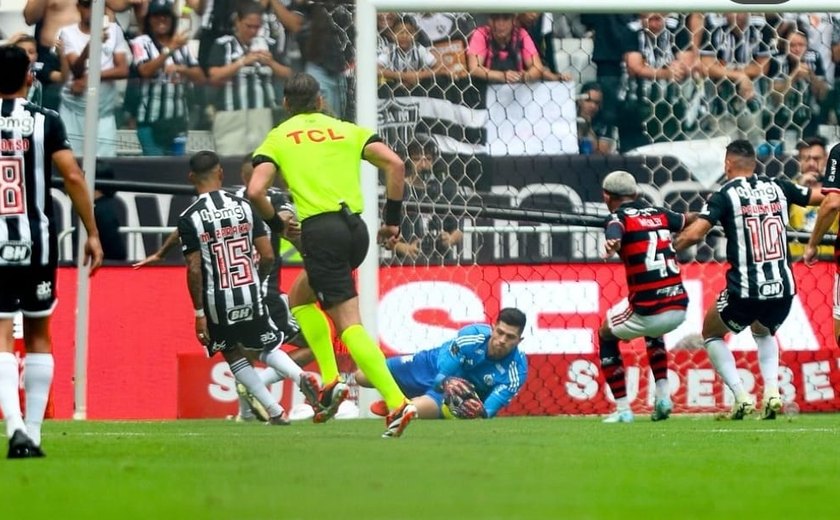 Flamengo supera Atlético-MG mais uma vez e é campeão da Copa do Brasil em final conturbada