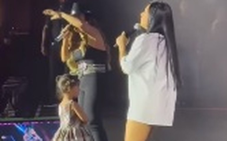 Simone e Simaria voltam a cantar juntas em show