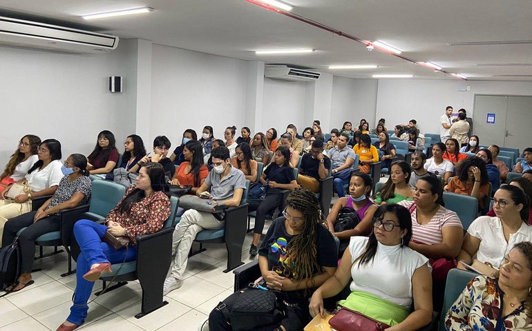 Saúde promove encontro entre residentes e estagiários sobre atuação da Atenção Básica