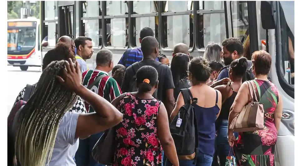 fila / Foto: Foto: Tânia Rego/Agência Brasil