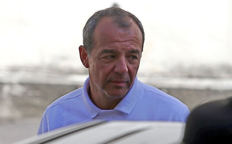 Uso de helicópteros por Cabral e esposa causou prejuízo de R$ 19 mi, diz MP-RJ