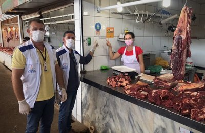 Vigilância Sanitária realiza ações educativas no Mercado da Produção