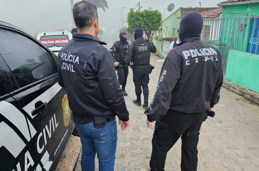 Polícia Civil de Alagoas faz operação contra o tráfico em Santana de Ipanema