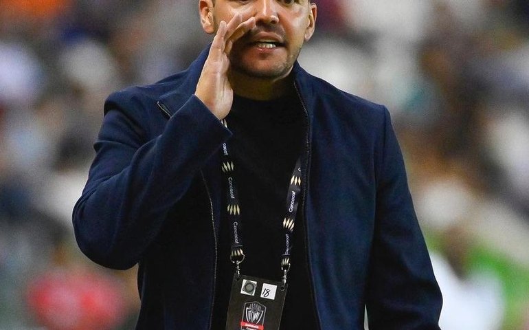 Cruzeiro demite técnico Nicolás Lacarmón após vice no Campeonato Mineiro