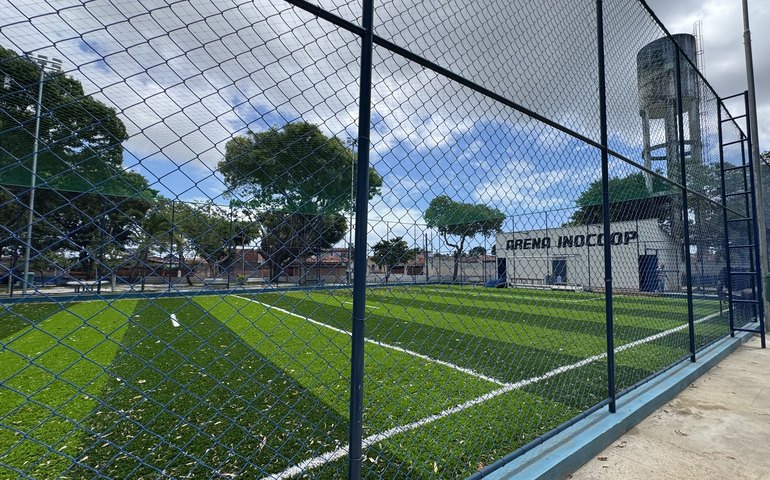 Prefeitura de Maceió entrega 24 areninhas e mantém obras simultâneas em outras sete