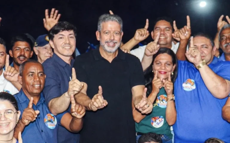 Força política: a 10 meses das eleições, Arthur Lira reúne apoio majoritário dos prefeitos do Sertão de Alagoas