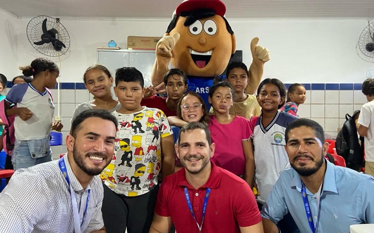 Arsal leva informações sobre saneamento a mais uma escola de Maceió