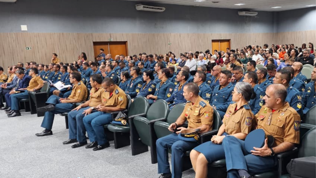 Corpo de Bombeiros forma 120 militares na maior turma da história do Curso de Aperfeiçoamento de Praças