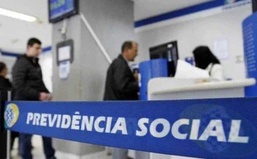 INSS começa a pagar primeira parcela do 13º nesta quinta (25/6). Veja calendário