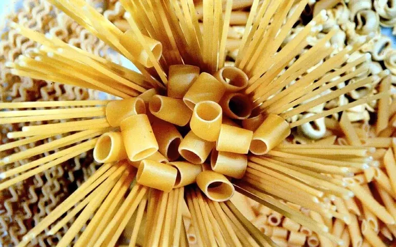 Itália negocia para evitar megatarifa dos EUA contra macarrão