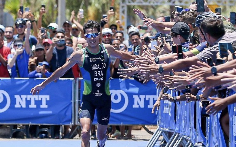 Miguel Hidalgo vence etapa de Brasília da Copa do Mundo de triatlo