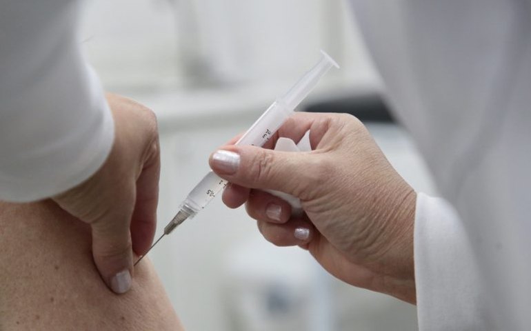 Comissão especial realiza seminário sobre a importância da imunização do paciente oncológico