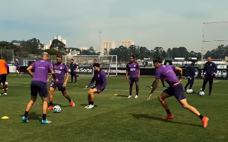 Corinthians intensifica preparação tática com reservas de olho no clássico com o Palmeiras