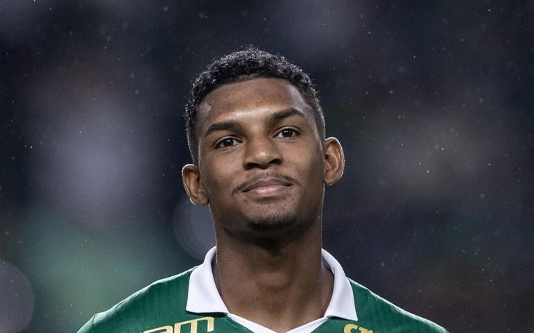 Palmeiras encaminha venda de Luis Guilherme, meia de 18 anos, ao West Ham