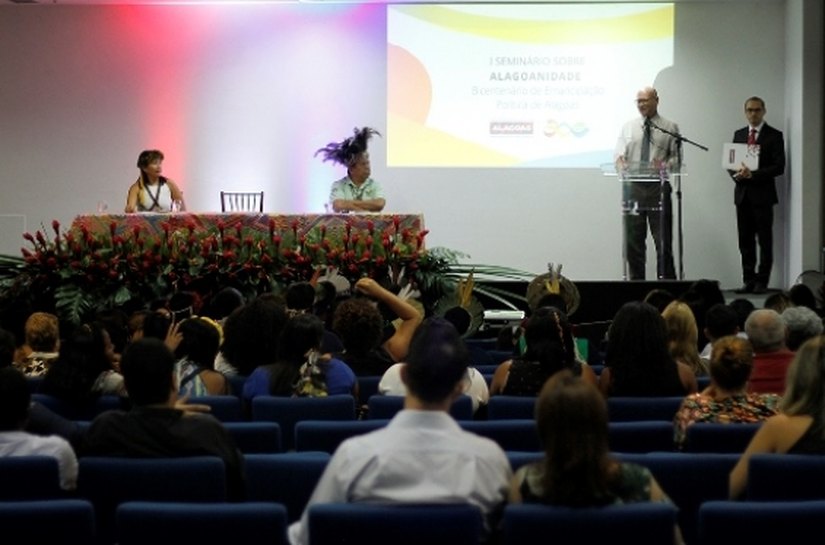 Seminário Alagoanidade se encerra hoje com ênfase na história do negro