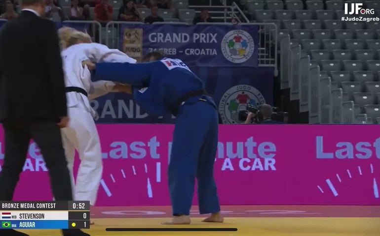 Rafael Macedo conquista prata e Mayra Aguiar é bronze no Grand Prix de judô