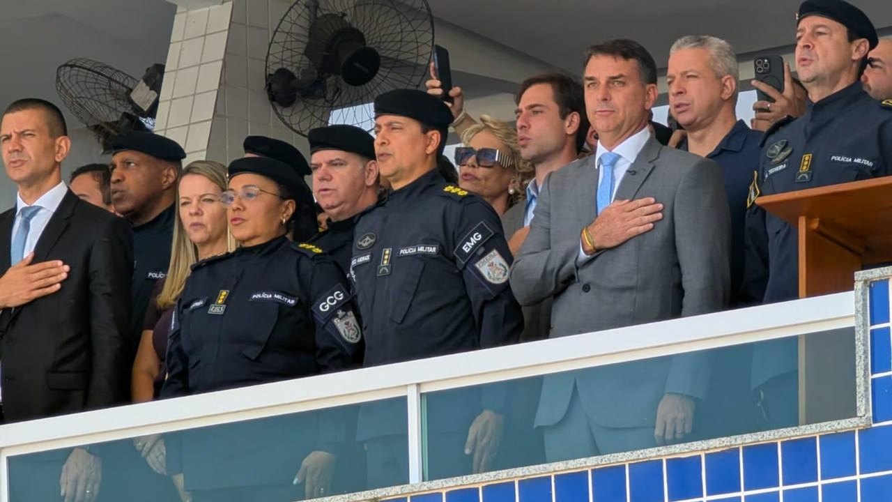 Flávio nega relação com Vorcaro em viagem de avião e critica ofensiva de Lula contra apostas
