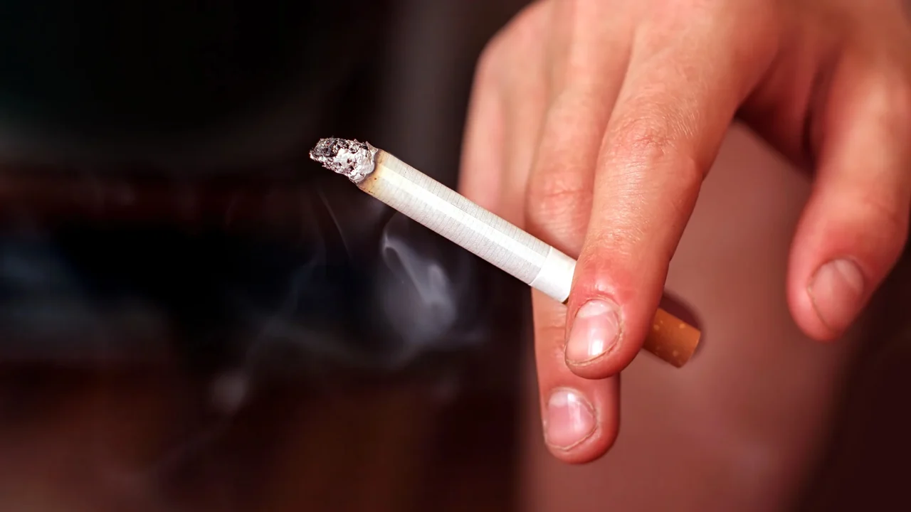 54% dos brasileiros que fumam ou já fumaram tentaram largar o cigarro, mostra novo estudo
